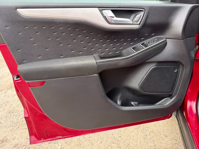2020 Red Metallic Ford Escape SE AWD SUV