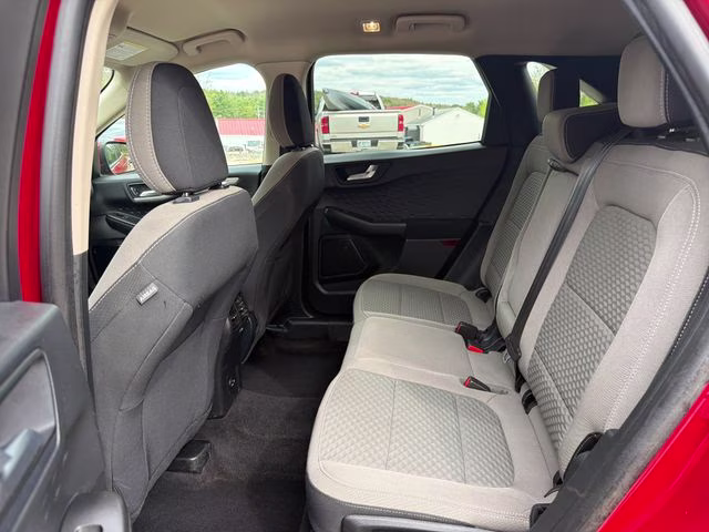 2020 Red Metallic Ford Escape SE AWD SUV