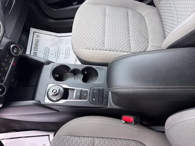 2020 Red Metallic Ford Escape SE AWD SUV