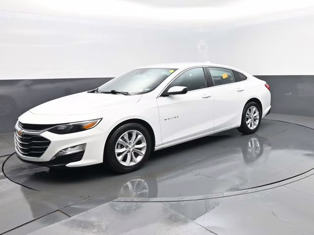 2024 Summit White Chevrolet Malibu LT FWD Sedan