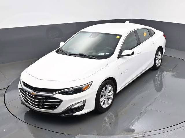 2024 Summit White Chevrolet Malibu LT FWD Sedan
