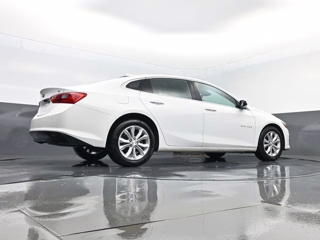 2024 Summit White Chevrolet Malibu LT FWD Sedan