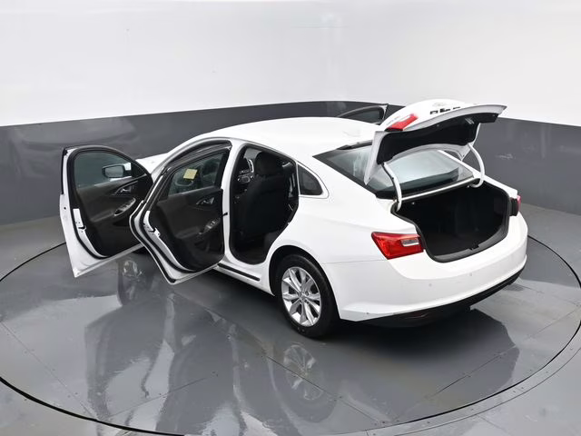 2024 Summit White Chevrolet Malibu LT FWD Sedan