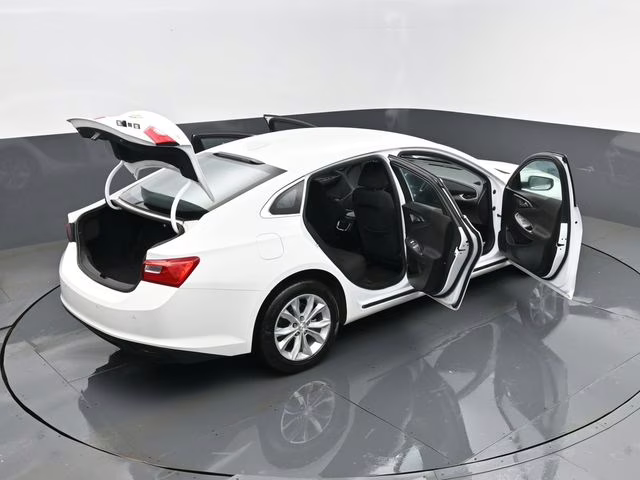 2024 Summit White Chevrolet Malibu LT FWD Sedan