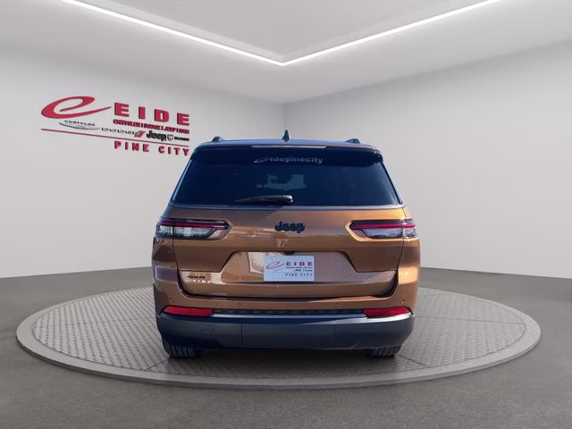 2026 Copper Shino Metallic Clearcoat Jeep Grand Cherokee L Limited 4X4 SUV