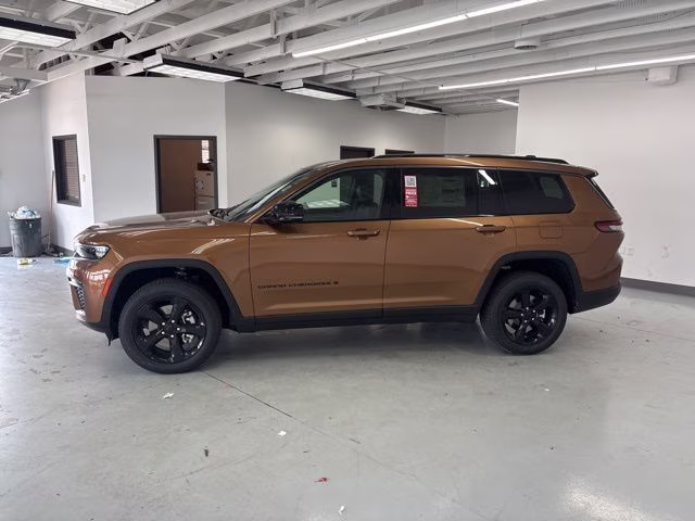 2026 Copper Shino Metallic Clearcoat Jeep Grand Cherokee L Limited 4X4 SUV
