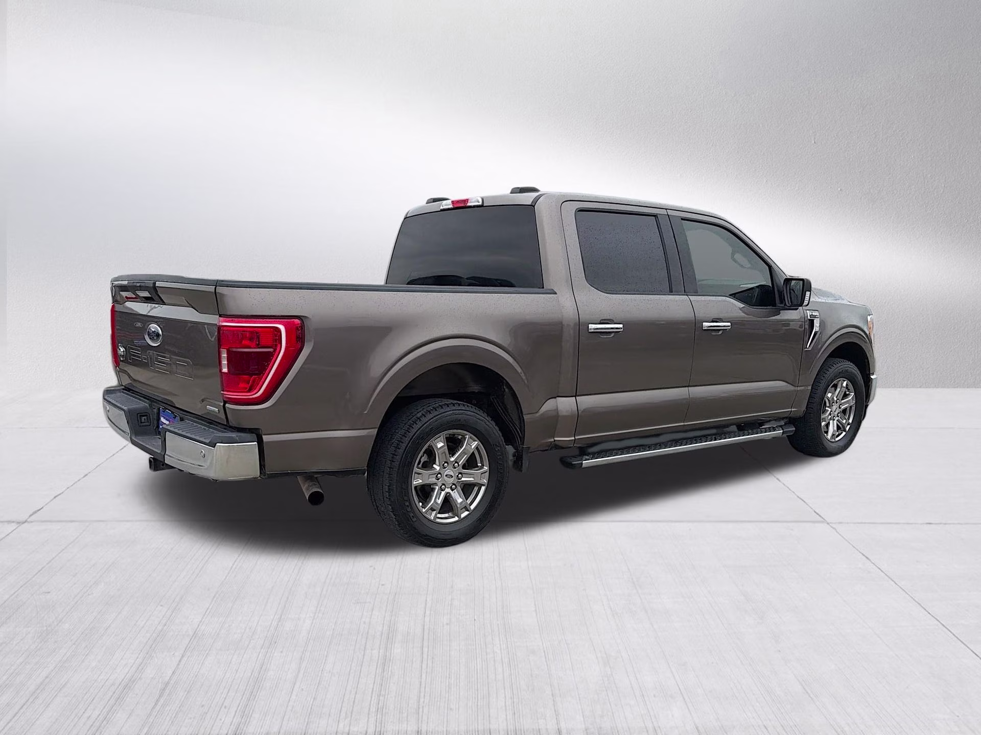 2021 Stone Gray Metallic Ford F-150 XLT RWD Truck