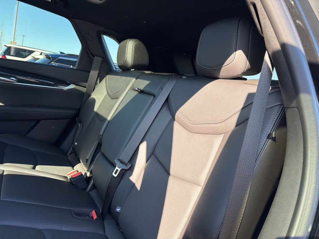 2023 Stellar Black Metallic Cadillac XT5 Premium Luxury FWD SUV