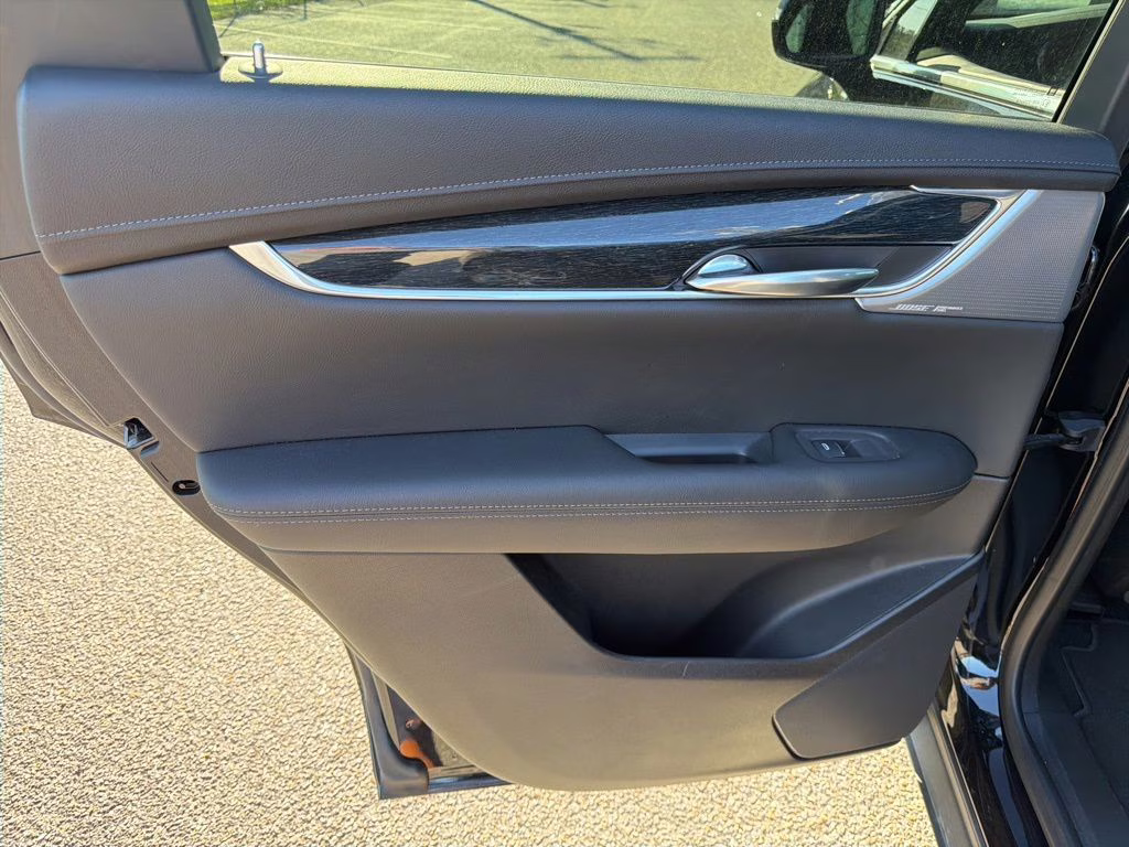 2023 Stellar Black Metallic Cadillac XT5 Premium Luxury FWD SUV