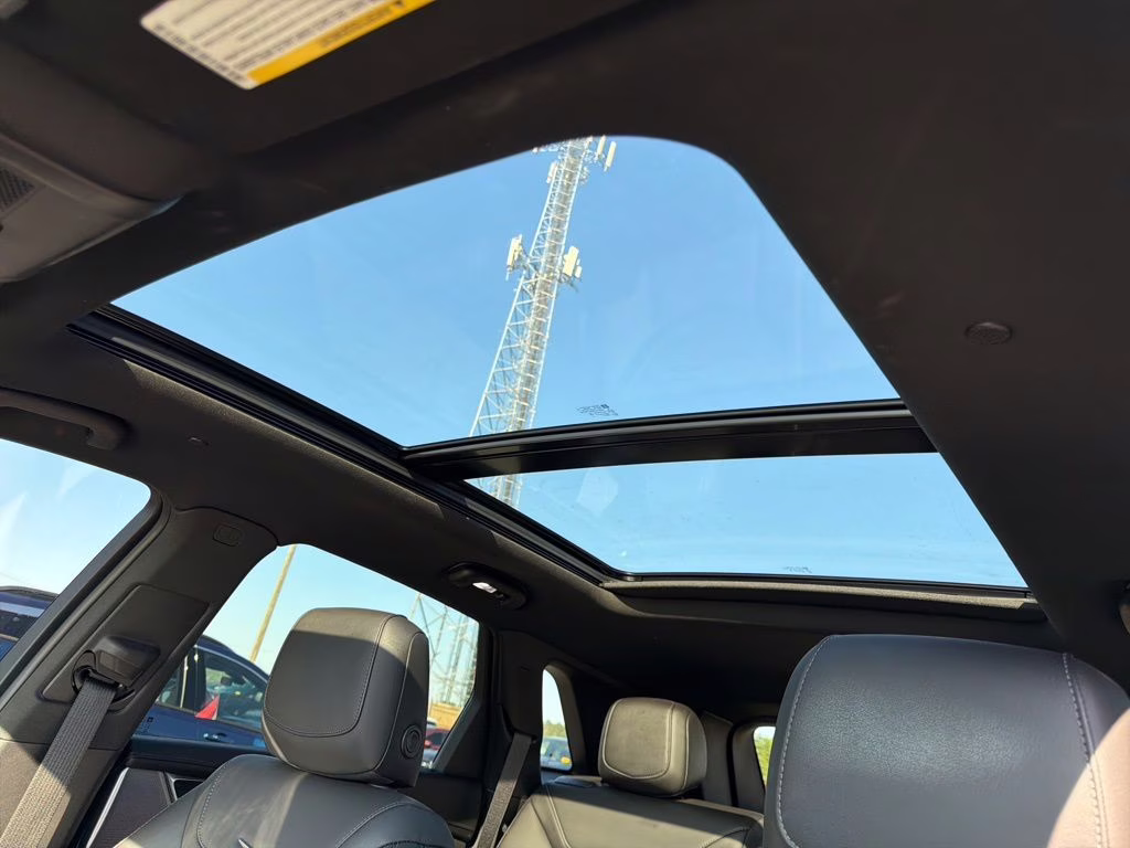 2023 Stellar Black Metallic Cadillac XT5 Premium Luxury FWD SUV