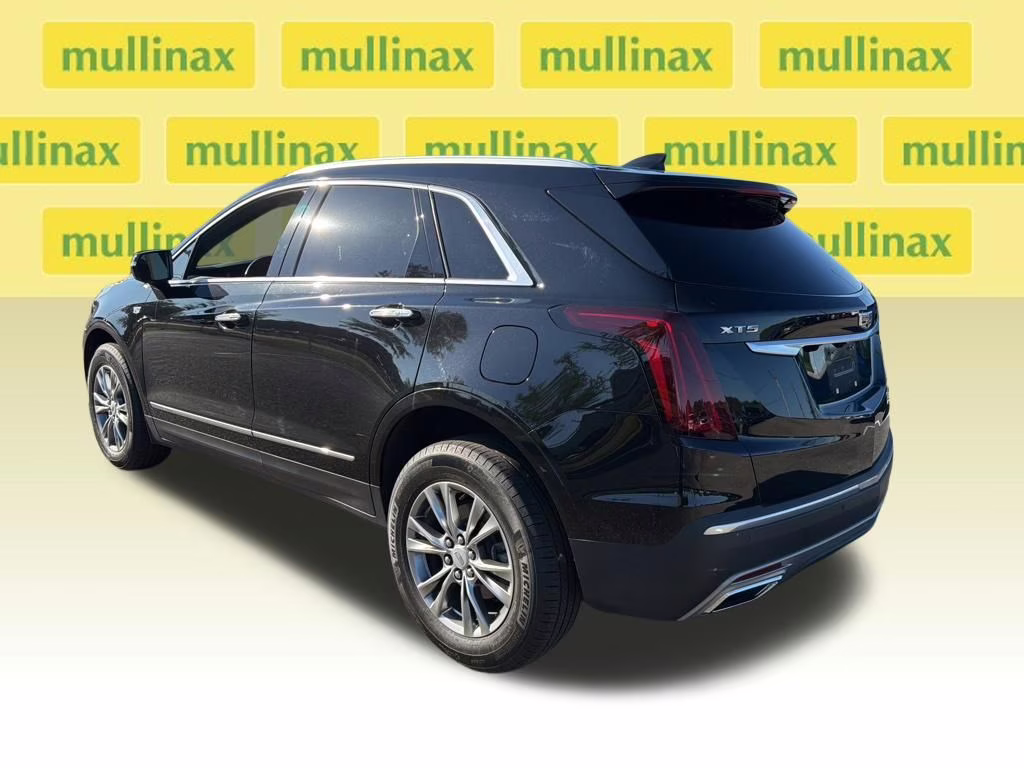2023 Stellar Black Metallic Cadillac XT5 Premium Luxury FWD SUV