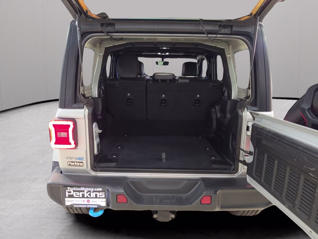 2023 Silver Zynith Clearcoat Jeep Wrangler 4xe Sahara 4X4 SUV