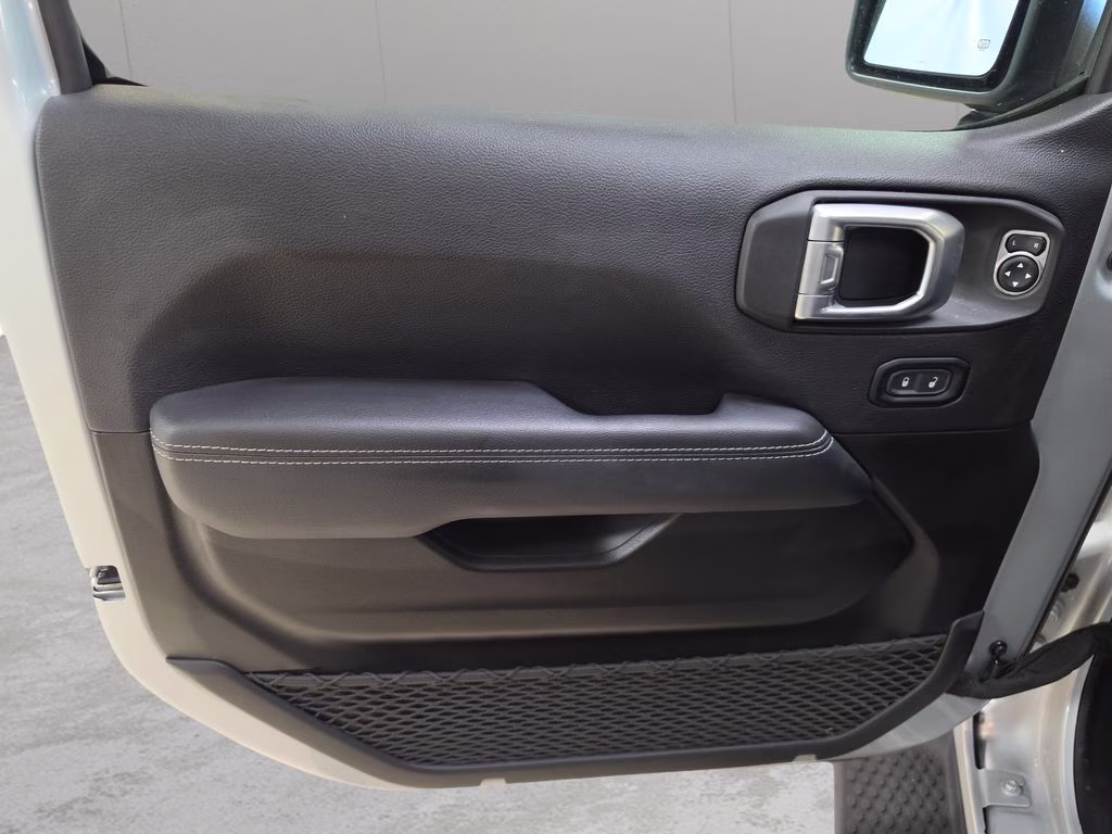2023 Silver Zynith Clearcoat Jeep Wrangler 4xe Sahara 4X4 SUV