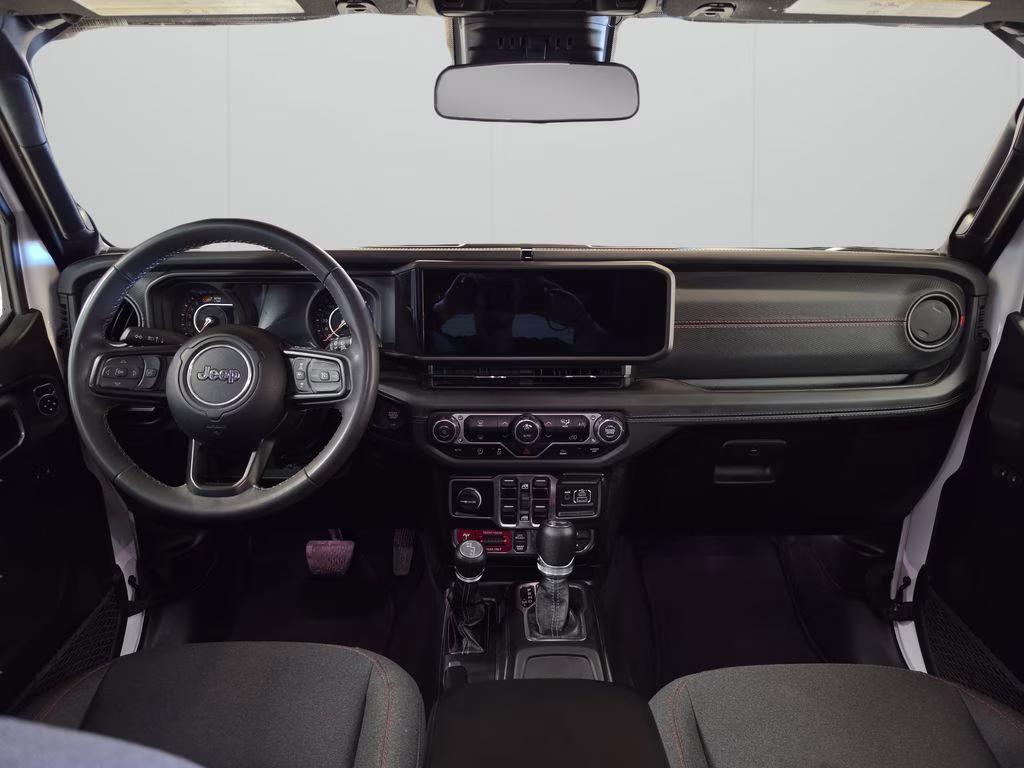 2025 Bright White Clearcoat Jeep Wrangler Rubicon 4X4 SUV