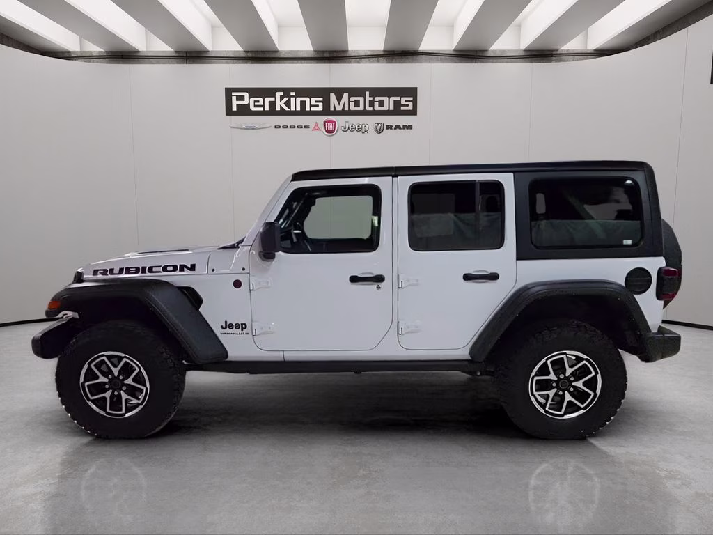 2025 Bright White Clearcoat Jeep Wrangler Rubicon 4X4 SUV