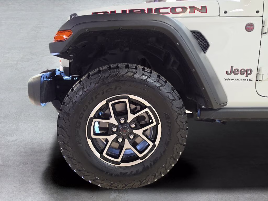2025 Bright White Clearcoat Jeep Wrangler Rubicon 4X4 SUV