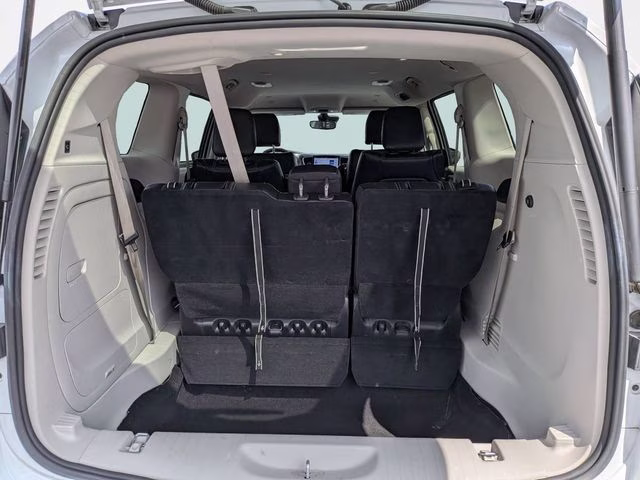 2023 Bright White Clearcoat Chrysler Pacifica Hybrid Touring L FWD Van