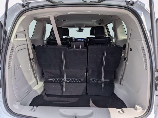 2023 Bright White Clearcoat Chrysler Pacifica Hybrid Touring L FWD Van