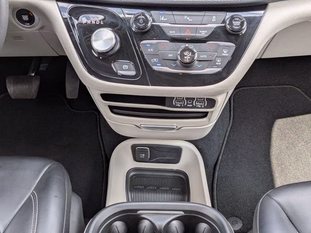 2023 Bright White Clearcoat Chrysler Pacifica Hybrid Touring L FWD Van