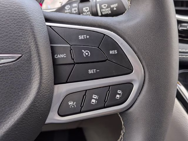 2023 Bright White Clearcoat Chrysler Pacifica Hybrid Touring L FWD Van