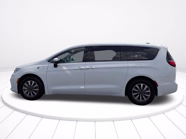 2023 Bright White Clearcoat Chrysler Pacifica Hybrid Touring L FWD Van