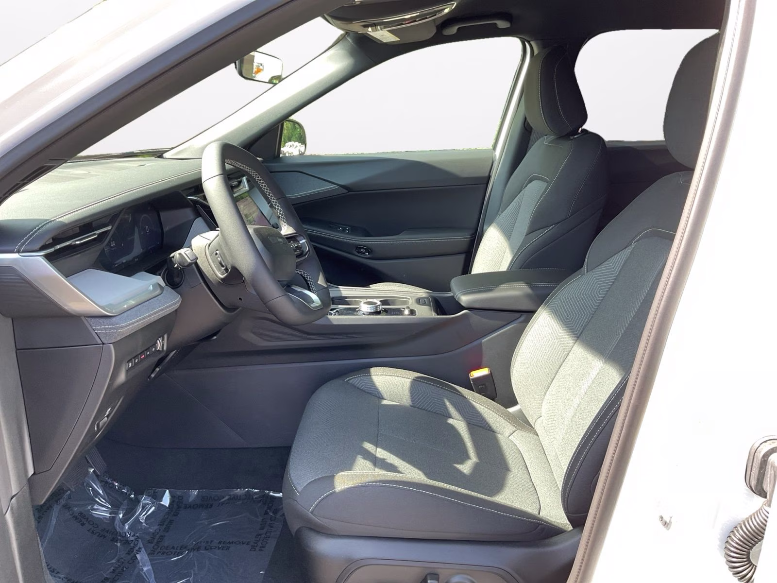 2026 Bright White Clearcoat Jeep Cherokee Laredo 4X4 SUV
