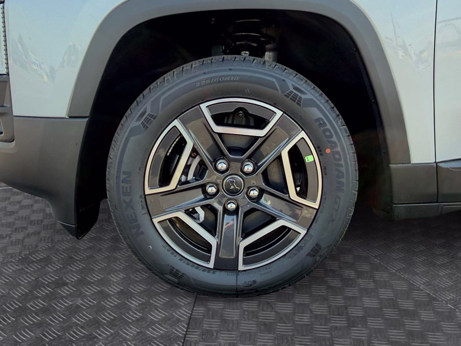 2026 Silver Zynith Clearcoat Jeep Cherokee Laredo 4X4 SUV