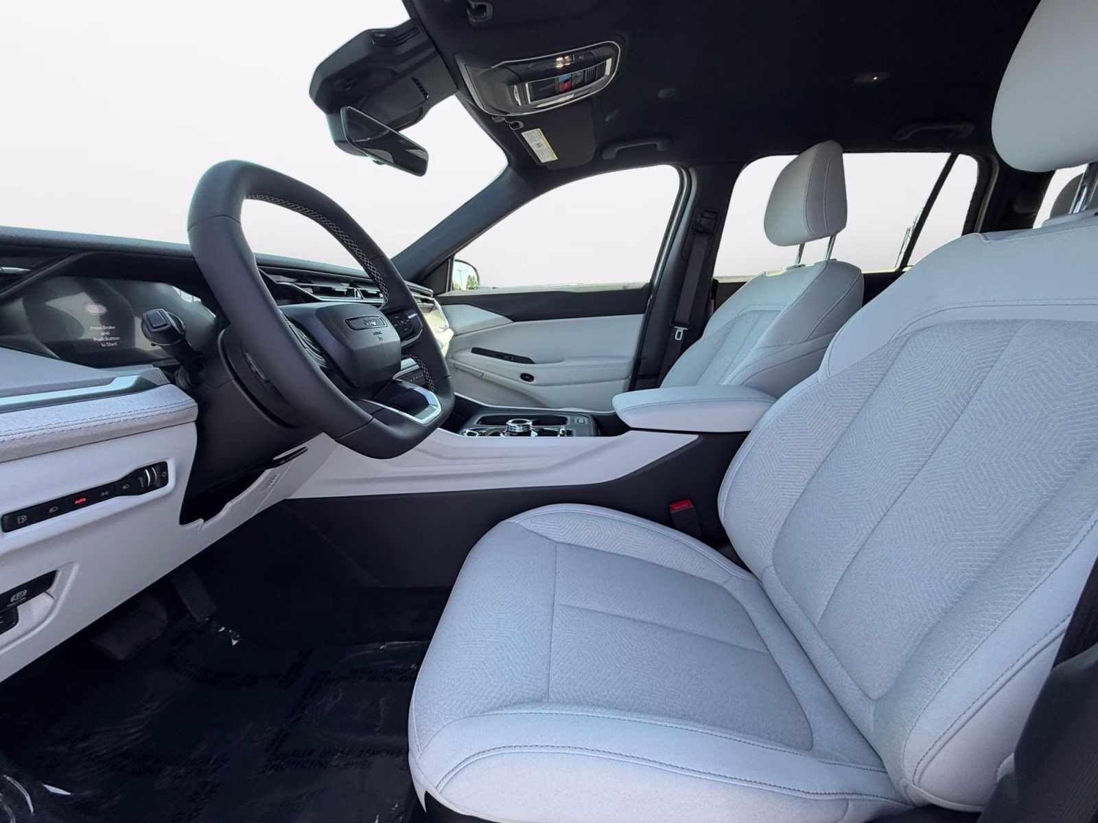 2026 Silver Zynith Clearcoat Jeep Cherokee Laredo 4X4 SUV