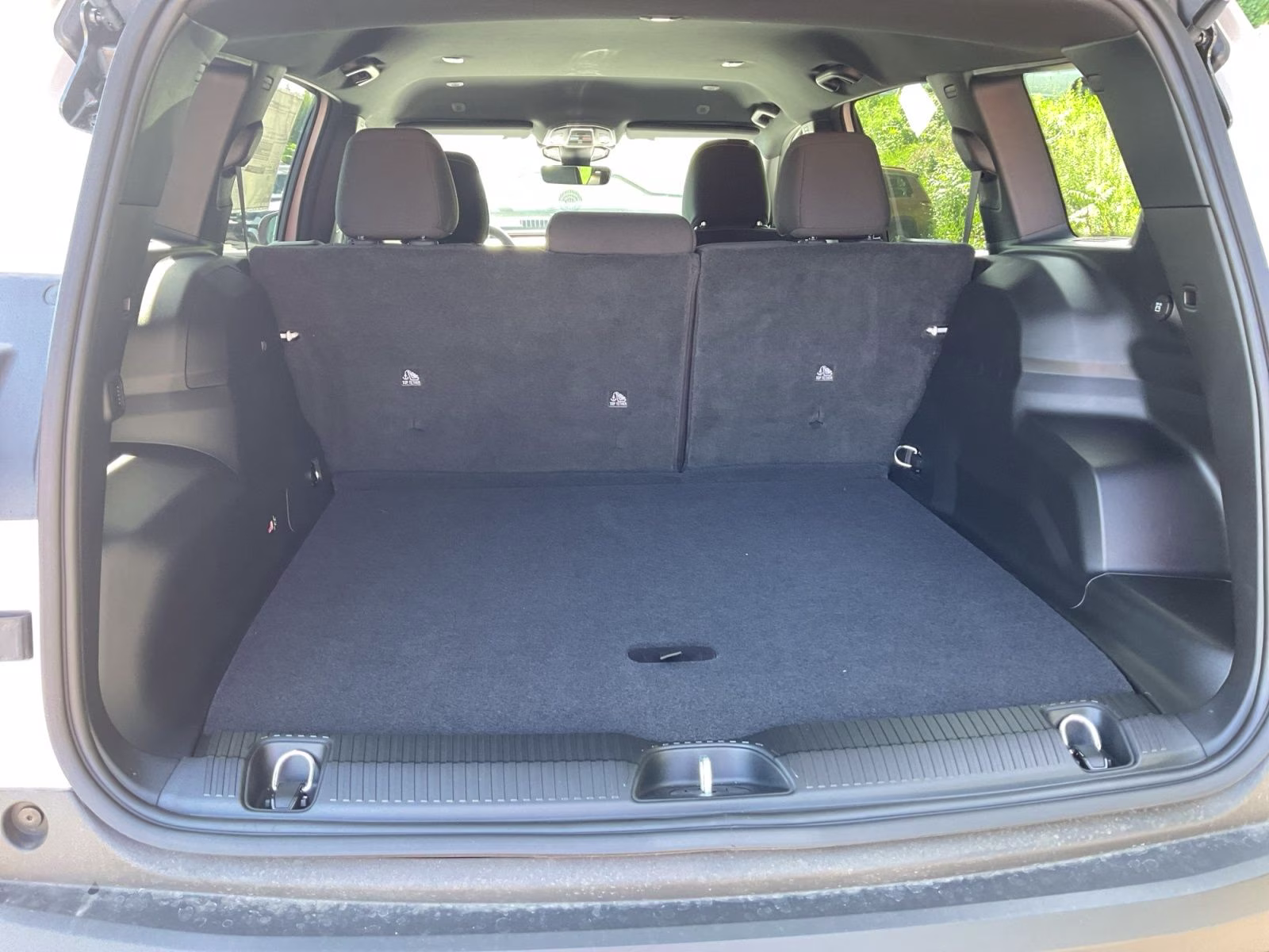 2026 Bright White Clearcoat Jeep Cherokee Laredo 4X4 SUV