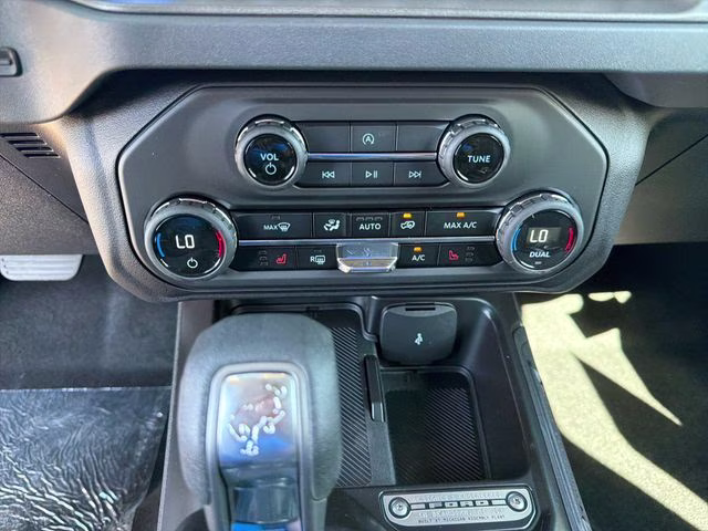2026 Avalanche Gray Ford Bronco Big Bend 4X4 SUV