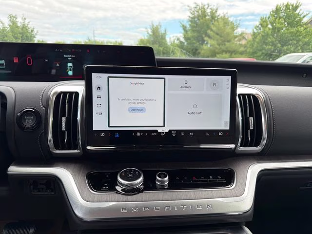 2026 Space Silver Metallic Ford Expedition Max Platinum 4X4 SUV