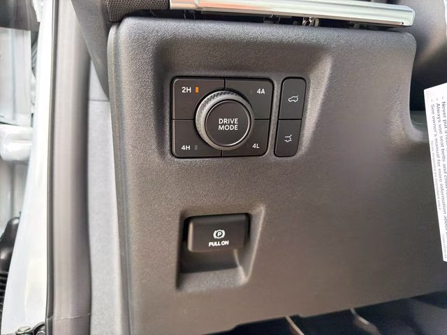 2026 Space Silver Metallic Ford Expedition Max Platinum 4X4 SUV