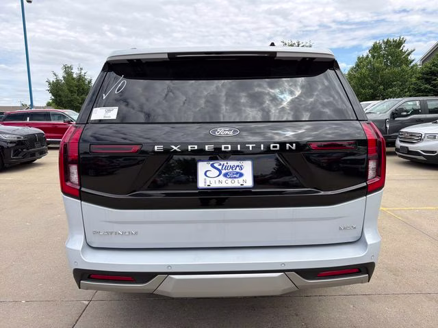 2026 Space Silver Metallic Ford Expedition Max Platinum 4X4 SUV