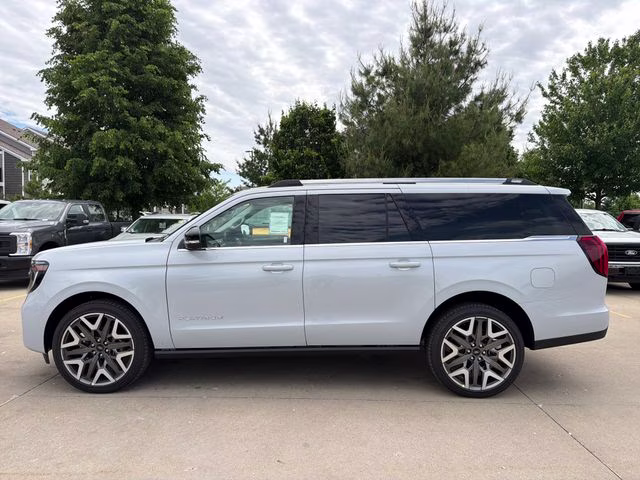 2026 Space Silver Metallic Ford Expedition Max Platinum 4X4 SUV