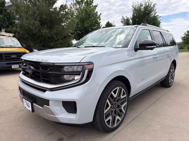 2026 Space Silver Metallic Ford Expedition Max Platinum 4X4 SUV
