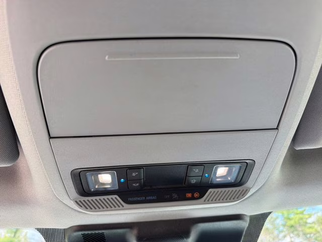 2024 Oxford White Ford Super Duty F-250 SRW XL 4X4 Truck