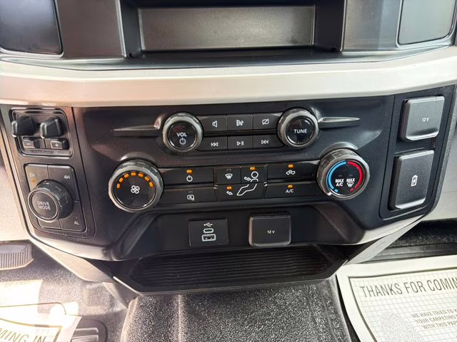 2024 Oxford White Ford Super Duty F-250 SRW XL 4X4 Truck