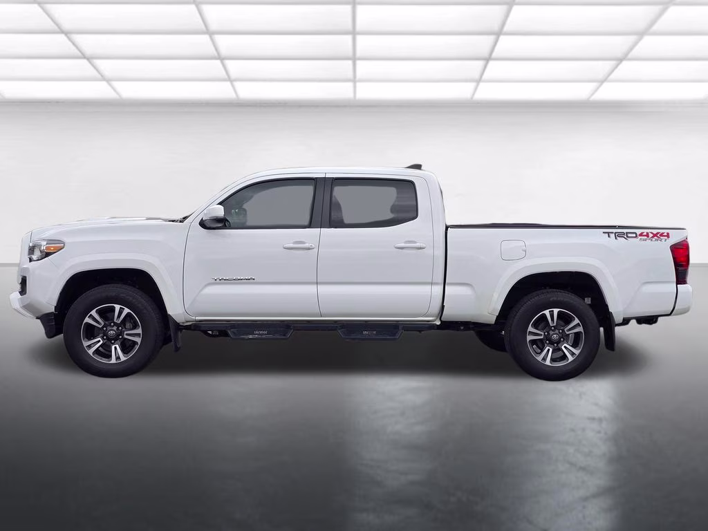 2019 Super White Toyota Tacoma TRD Sport 4X4 Truck