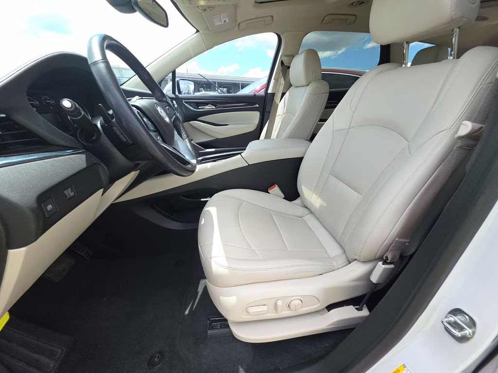 2023 White Frost Tricoat Buick Enclave Essence FWD SUV