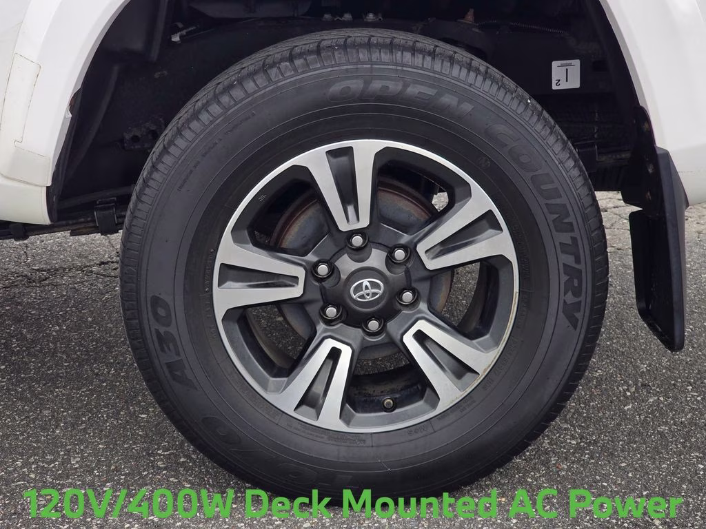 2019 Super White Toyota Tacoma TRD Sport 4X4 Truck