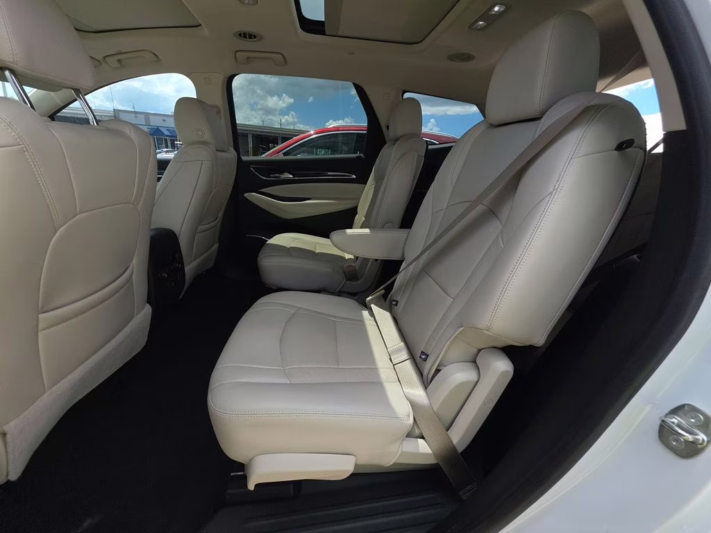 2023 White Frost Tricoat Buick Enclave Essence FWD SUV