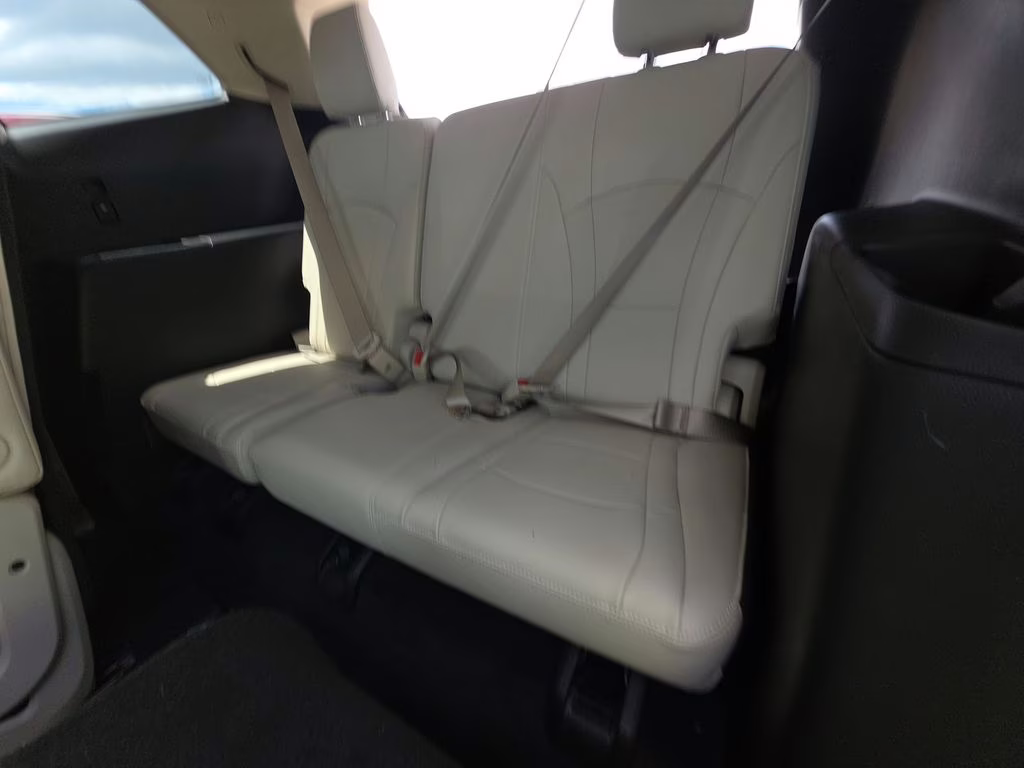 2023 White Frost Tricoat Buick Enclave Essence FWD SUV