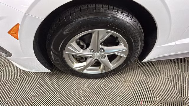 2022 Quartz White Hyundai Sonata SE FWD Sedan