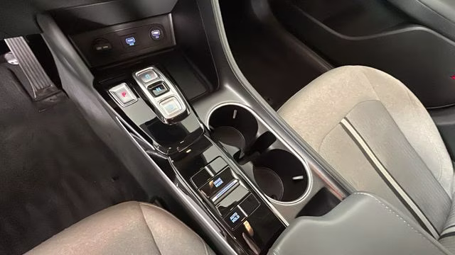 2022 Quartz White Hyundai Sonata SE FWD Sedan