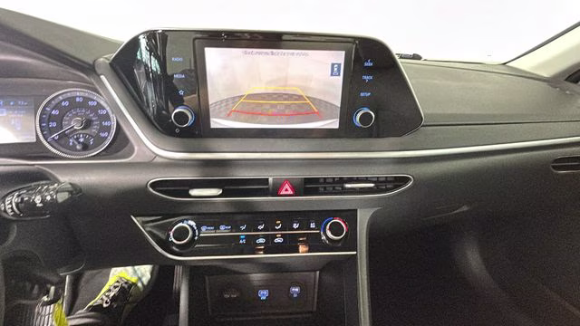 2022 Quartz White Hyundai Sonata SE FWD Sedan