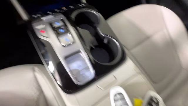 2023 Shimmering Silver Hyundai Tucson Limited AWD SUV