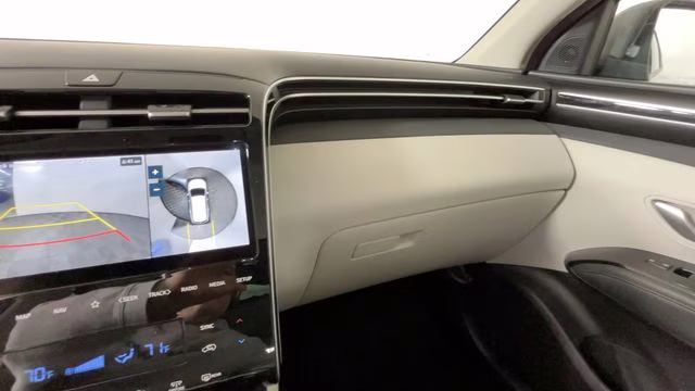2023 Shimmering Silver Hyundai Tucson Limited AWD SUV