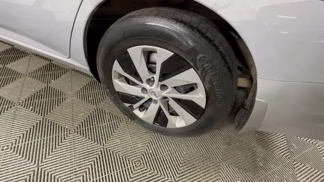 2021 Brilliant Silver Metallic Nissan Altima 2.5 S FWD Sedan