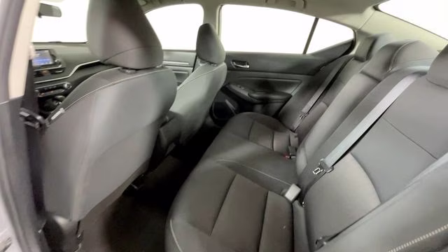 2021 Brilliant Silver Metallic Nissan Altima 2.5 S FWD Sedan