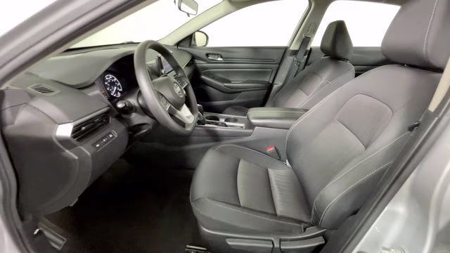 2021 Brilliant Silver Metallic Nissan Altima 2.5 S FWD Sedan